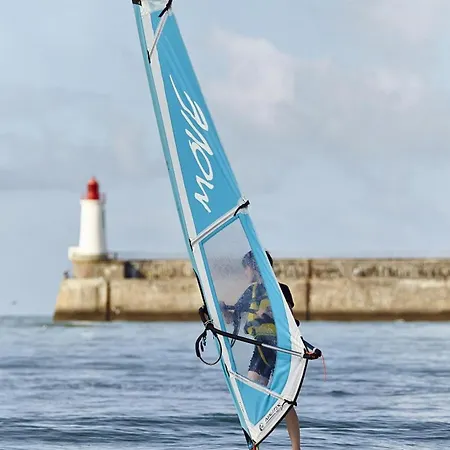 T2 Avec Garage A 800m De La Et 600m Des Commerces, - Fr-1-92-593 דירה