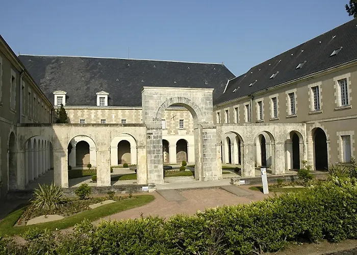 Apartmán T2 Avec Garage A 800m De La Et 600m Des Commerces, - Fr-1-92-593 Les Sables-dʼOlonne